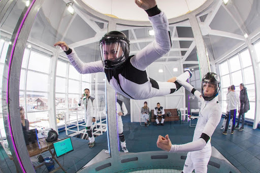 Полёт в аэротрубе  в Ульяновске. Ultra Подарки. Полёт в аэротрубе  в Ульяновске. Попробуйте полёт в аэротрубе . Сервис: UltraPodarki.ru 8 800 505 95 30. Полёт в аэротрубе , аэротруба Ульяновск, полёт Ульяновск