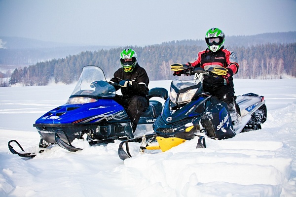 Катание на снегоходах в Ульяновске в подарок. Сервис Ultra Подарки
. Подарочный сертификат на катание на снегоходах в Ульяновске с друзьями. Закажите прокат снегоходов в подарок для мужчины по привлекательным ценам. Живописные маршруты для езды на снегоходах это отличная возможность активного отдыха. Сервис UltraPodarki.ru 8 800 505 95 30. катание на снегоходах, подарочный сертификат на катание на снегоходе, прокат снегоходов, прокат снегоходов Ульяновск, катание на снегоходах Ульяновск, езда на снегоходе