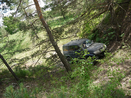 Купить джип-тур на внедорожниках в Ульяновске. Сервис Ultra Подарки. Купите джип-тур на внедорожниках в Ульяновске и отправляйтесь в настоящее автомобильное путешествие по бездорожью. UltraPodarki.ru 8 800 505 95 30. Экспедиции на внедорожниках, дорожное приключение, автомобиль путешествие, путешествие авто, автотуризм, автотур, автопутешествия по Ульяновске, джип-тур, купить джип-тур, джип-тур Ульяновск, экспедиция не внедорожниках Ульяновск, автотур Ульяновск, путешествие авто Ульяновск, путешествие на автомобиле Ульяновск